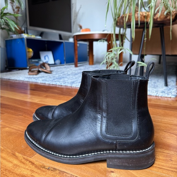 Thursday Black Leather Chelsea Boots - Picture 1 of 6